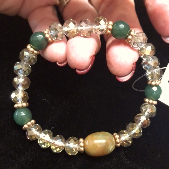 Turquoise & Green Crystal Beads and A Shade of Brown With gold accents - Picture 9 of 9